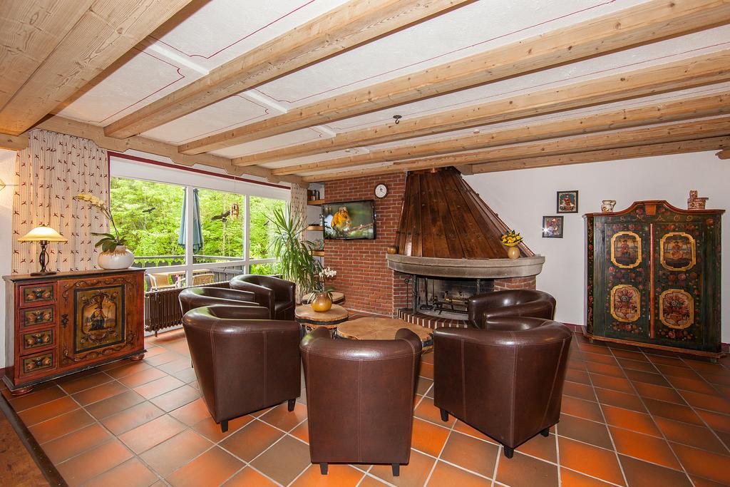 Gaestehaus Laerchenhang Mittenwald Buitenkant foto